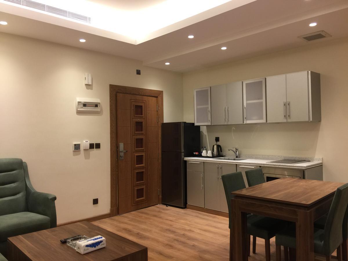 Classical Hotel Suites Джидда Екстер'єр фото